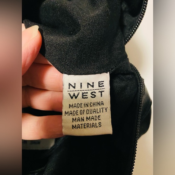 Nine Wear Satchel Handbag, Used - Picture 7 of 9